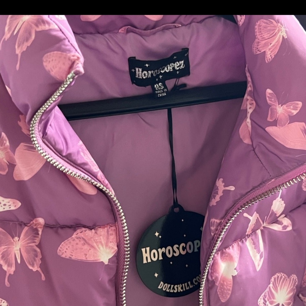 Butterfly Puffer Jacket - Picture 4 of 5